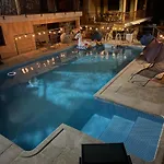 펜션 Esteves Avec Piscine Proche Braga Parking-terrasse & Calme *