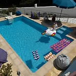 펜션 Esteves Avec Piscine Proche Braga Parking-terrasse & Calme