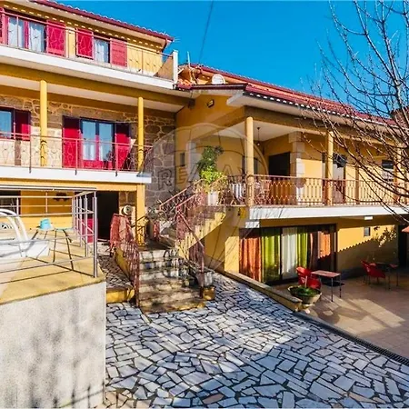 Holiday home Esteves *