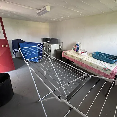 Esteves Avec Piscine Proche Braga Parking-terrasse & Calme Dom wakacyjny *