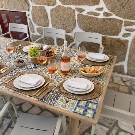 別荘 Esteves Avec Piscine Proche Braga Parking-terrasse & Calme ヴィーラ・ヴェルデ