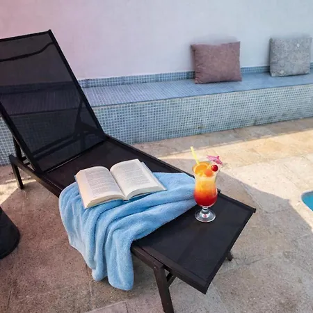 Esteves Avec Piscine Proche Braga Parking-terrasse & Calme Nyaraló